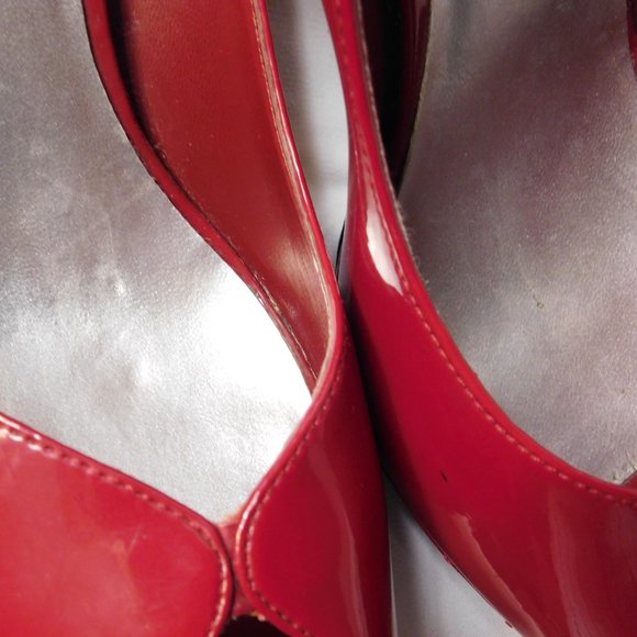 Ann Klein AK Red High Heel Shoes - Picture 4 of 10